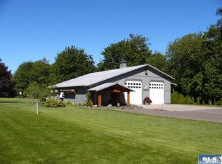 5673 Woodcock Rd, Sequim, WA 98382