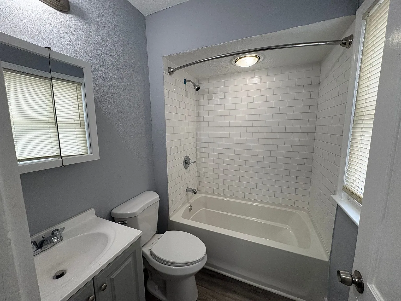 Halliday Ave 15624 — Photo 4