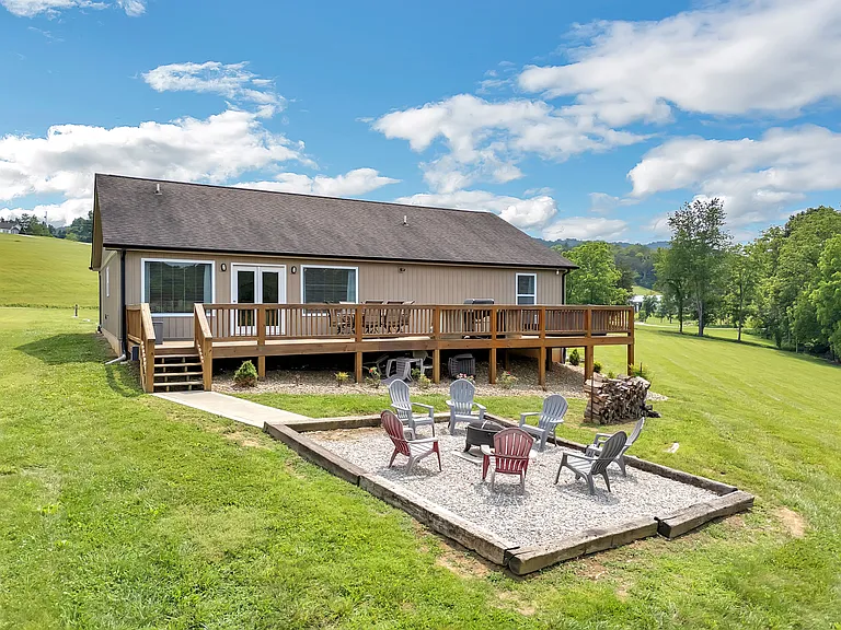 156 Hickory Valley Rd — Photo 44