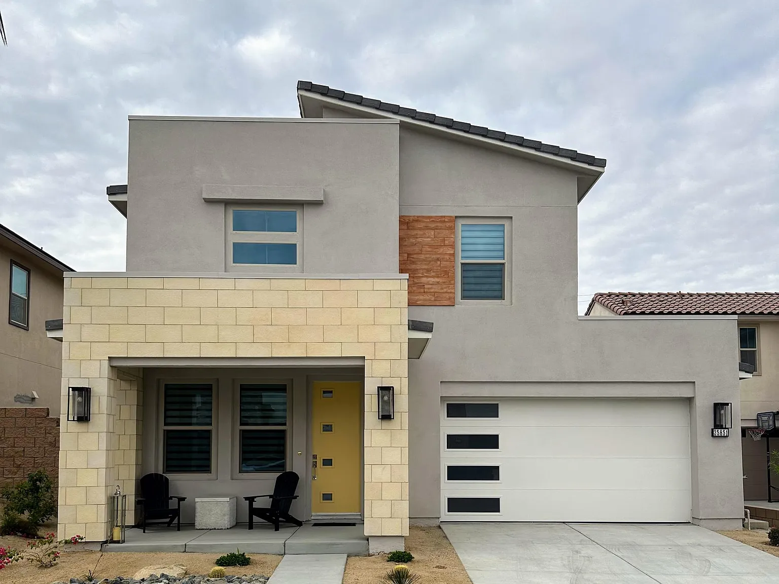 35851 McCarthy St — Photo 1