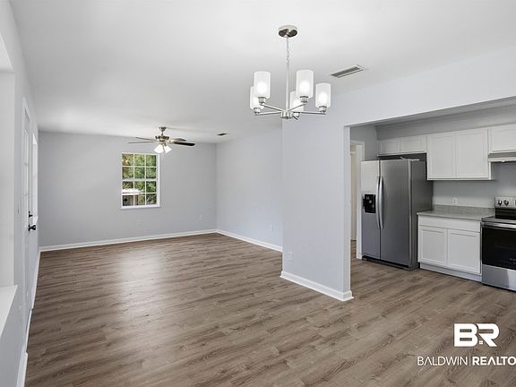 5th image of 5665 Virginia St