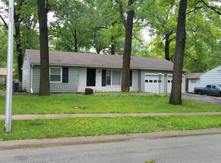 7055 Linden St, Prairie Village, KS 66208