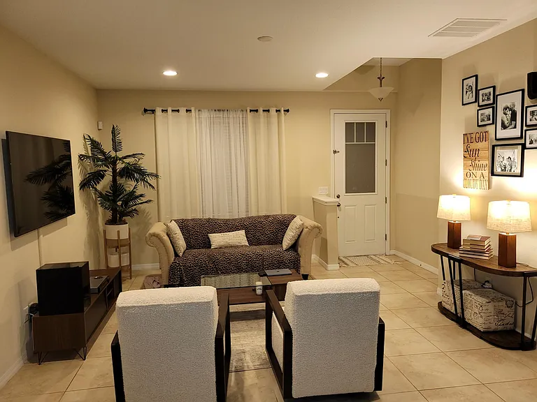 1722 Vista Meadows Dr — Photo 8