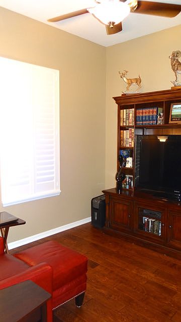 1st image of 5391 Penway Dr