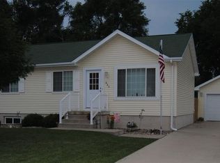 820 Payne St, Evansdale, IA 50707