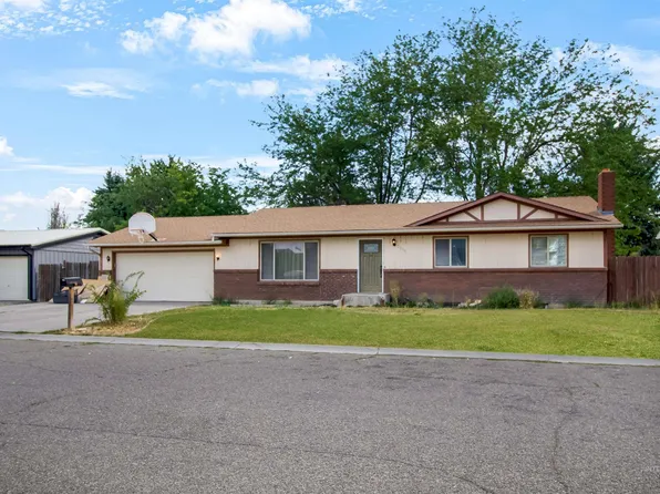 2755 Fairmont Dr, Burley, ID 83318