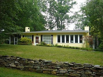 2nd image of 226 Crystal Spring Dr