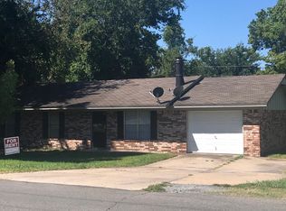 606 S Maple Ave, Tahlequah, OK 74464