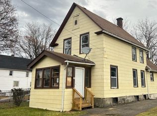 76 Taylor St, Rochester, NY 14611