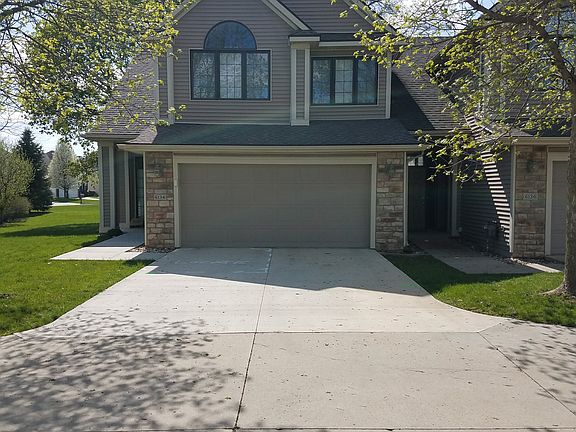 3rd image of 6134 Woodland Dr