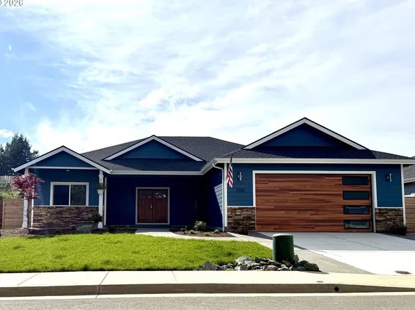 1232 Lighthouse Ln, Brookings, OR 97415