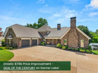 9711 Pine Point Dr, Lakeland, TN 38002