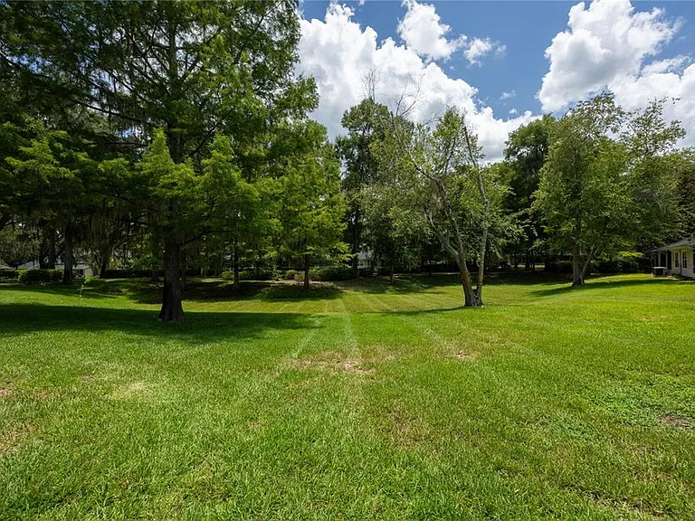 13200 W Newberry Rd #U117 — Photo 35