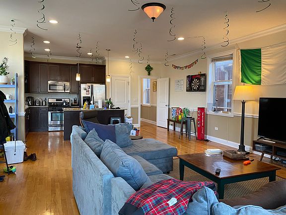 3rd image of 2847 N Southport Ave #3M
