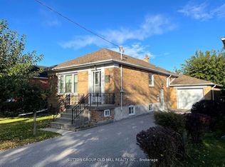 36 Alden Ave, Toronto, ON M8Z 1C5