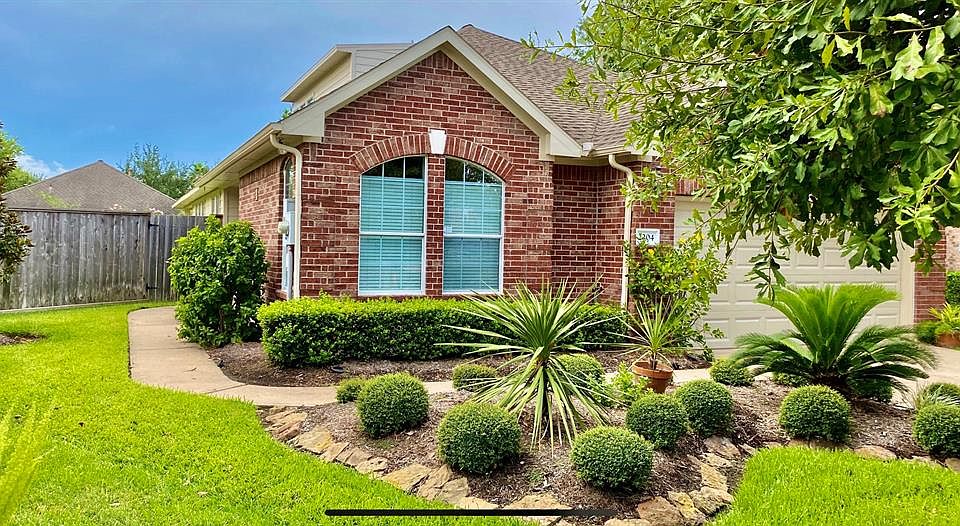 1st image of 2204 Capri Ct