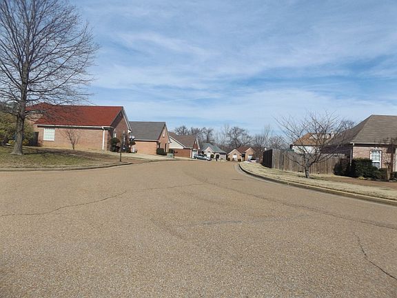 5th image of 9263 Speerberry Cir