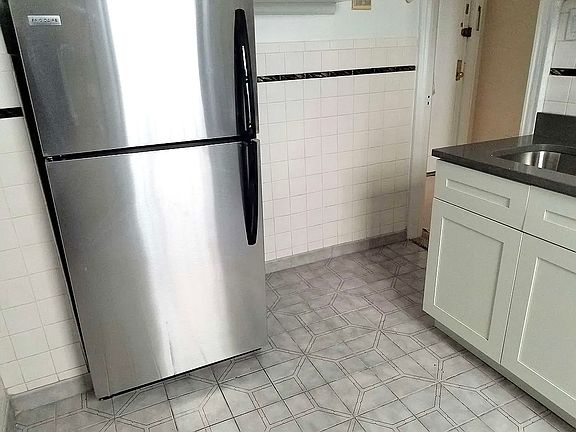 2nd image of 34-30 28th St #8