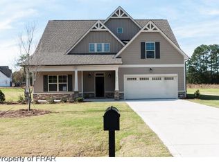 413 Goldenleaf Dr, Whispering Pines, NC 28327