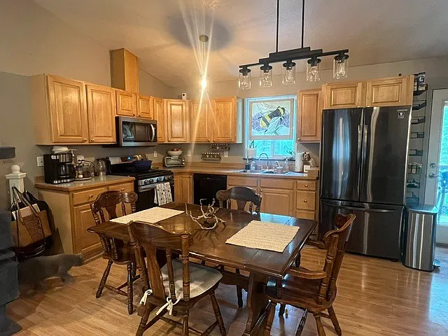 3577 W Lynn Drive - 1 — Photo 2