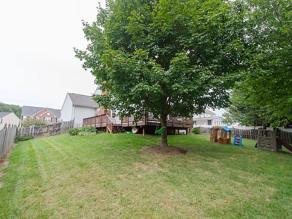 2nd image of 1757 Brookshire Run