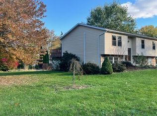 49 Cardinal Dr, Carlisle, PA 17015