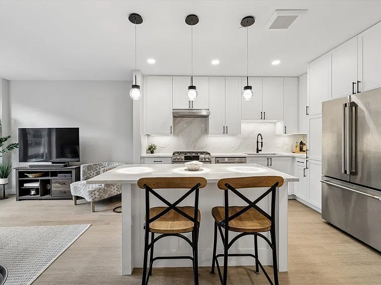 18 Artisan Dr — Photo 4