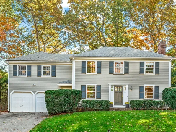 111 Pilgrim Rd, Wellesley, MA 02481