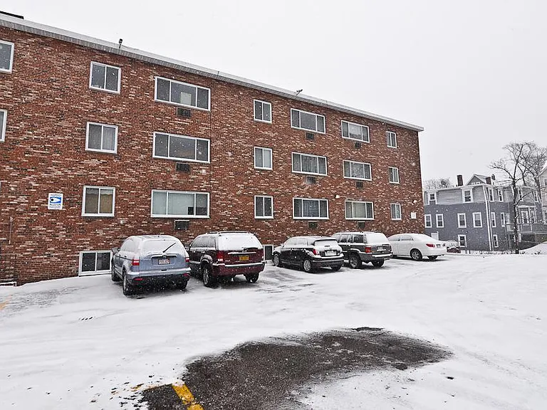 20 Radcliffe Rd #402 — Photo 14