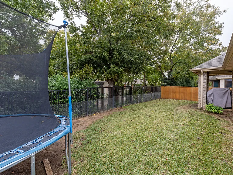 3508 Summerfield Dr — Photo 25