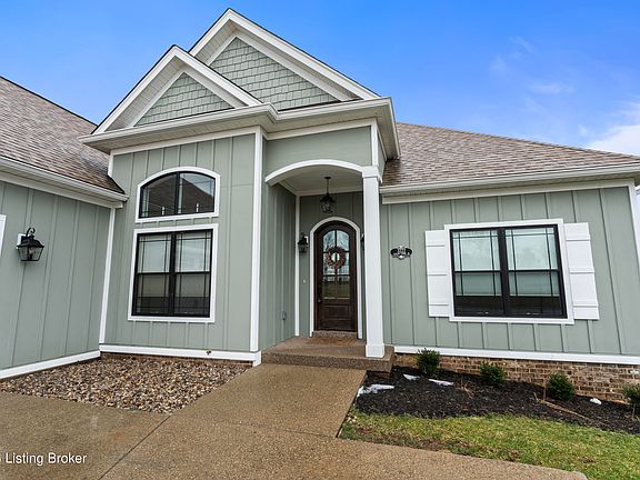 3rd image of 3222 Catalpa Farms Dr