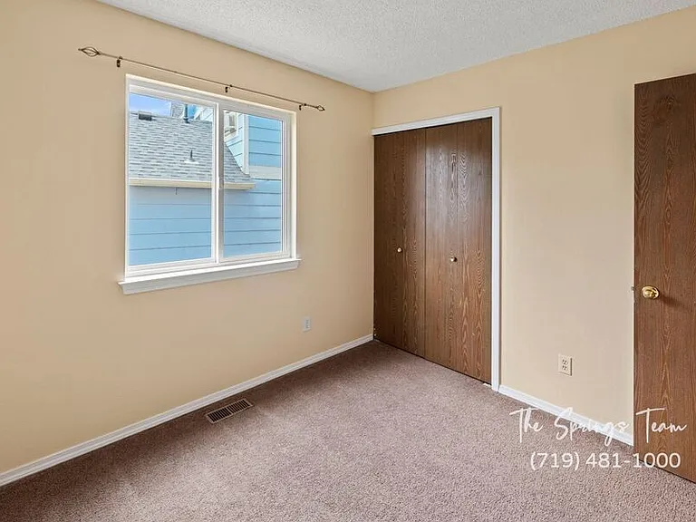 6460 Mohican Dr — Photo 8