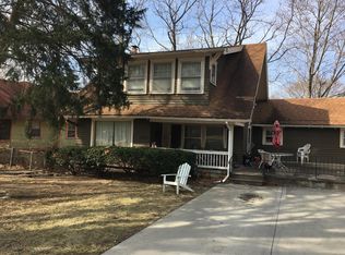 5638 Locust St, Kansas City, MO 64110