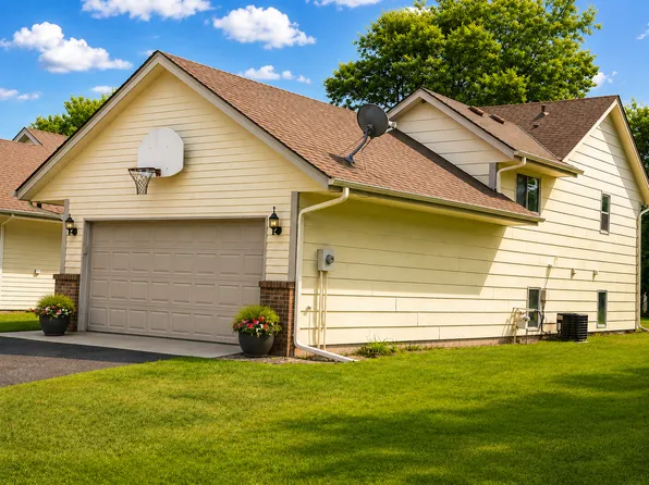 7444 Vinewood Way, Maple Grove, MN 55311