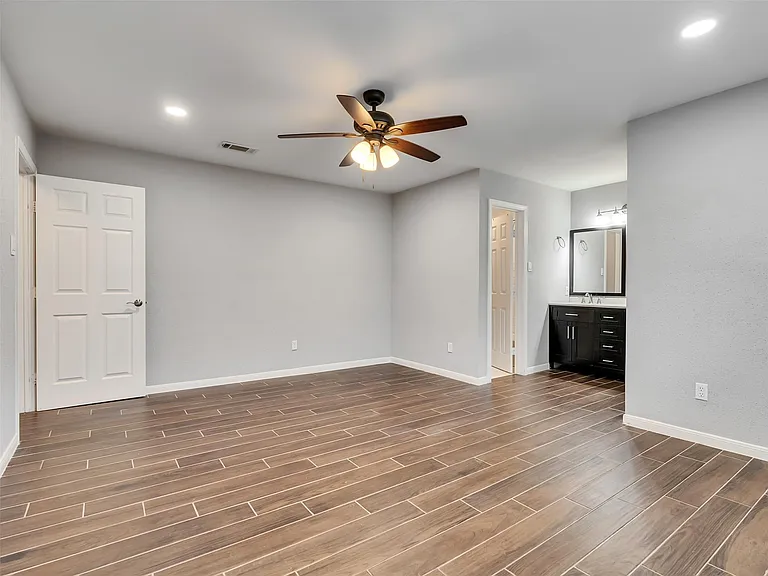 2554 Olympus Dr — Photo 24