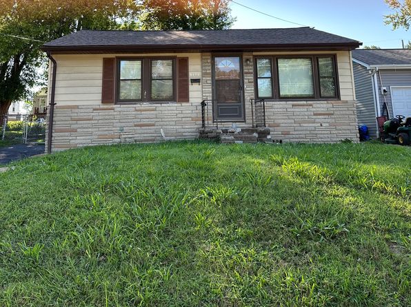 6111 Jackson Ave