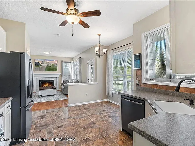 12822 Isle Royale Dr — Photo 6