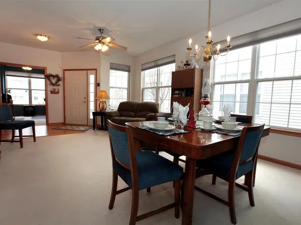 363 Longfield Ln, Grayslake, IL 60030