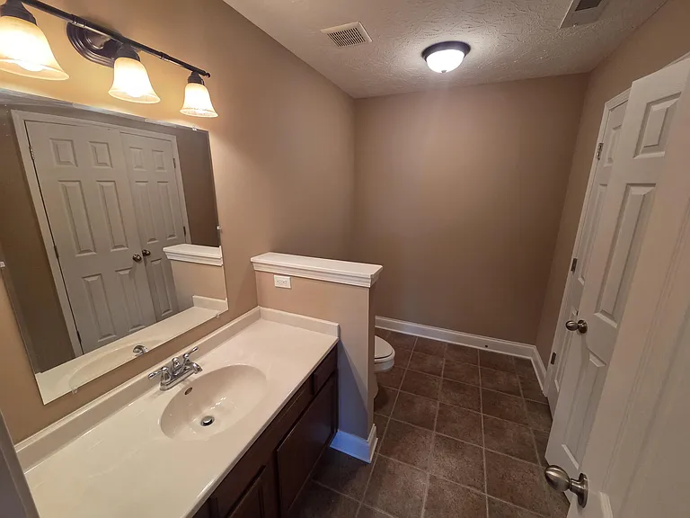 4636 Marcus Trl — Photo 24
