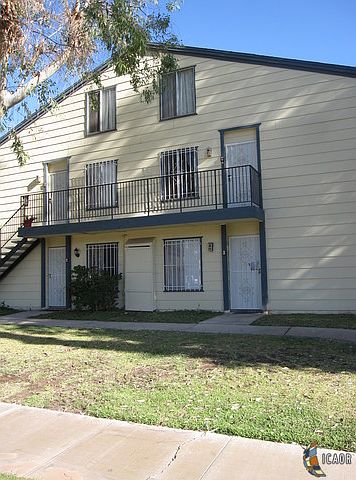 1st image of 290 S Waterman Ave APT A