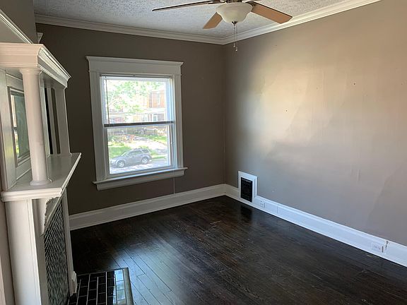 4th image of 4166 Forest Ave #2