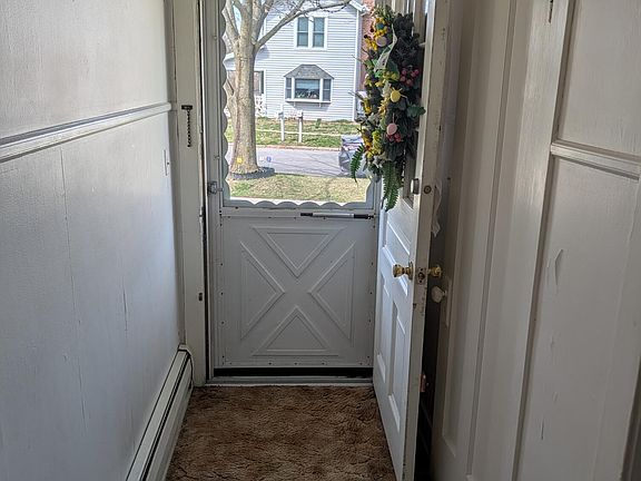 3rd image of 504 Rice St
