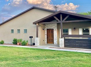 703 Santa Fe Trl, Artesia, NM 88210