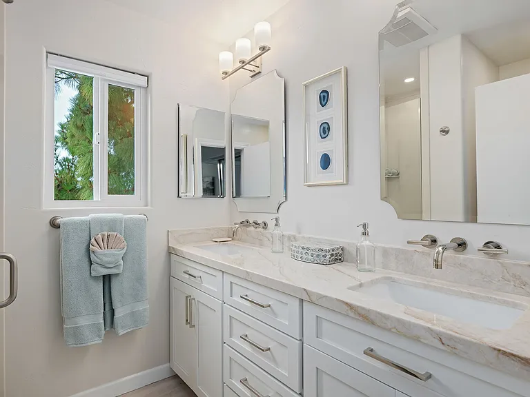 1046 Fairway Rd — Photo 13