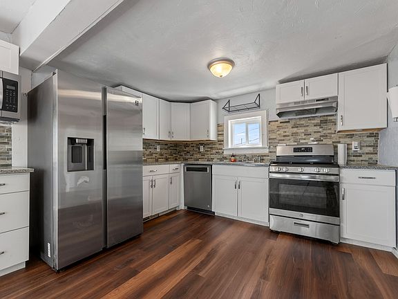 3rd image of 1102 W 11th St