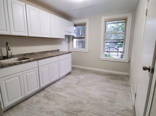 22 N 18th St #1L, East Orange, NJ 07017