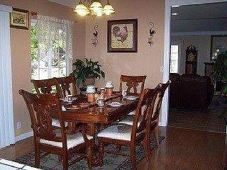 5th image of 158 Southsun Ct