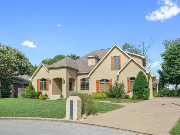 507 Fox Fire Court, Joplin, MO 64801