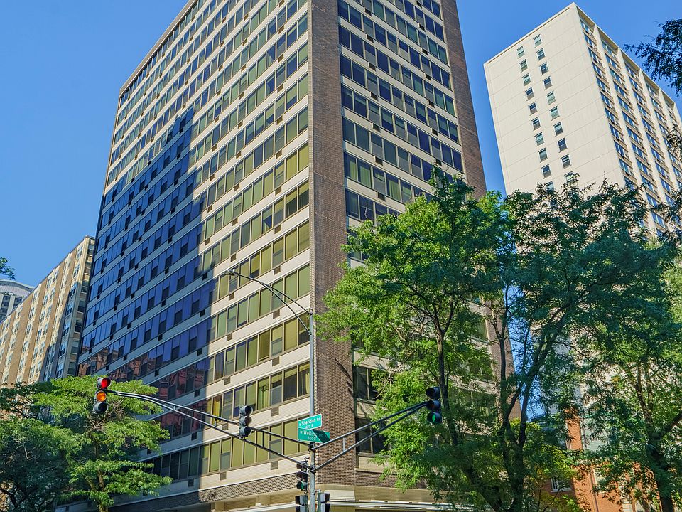 1st image of 360 W Wellington Ave APT 14D