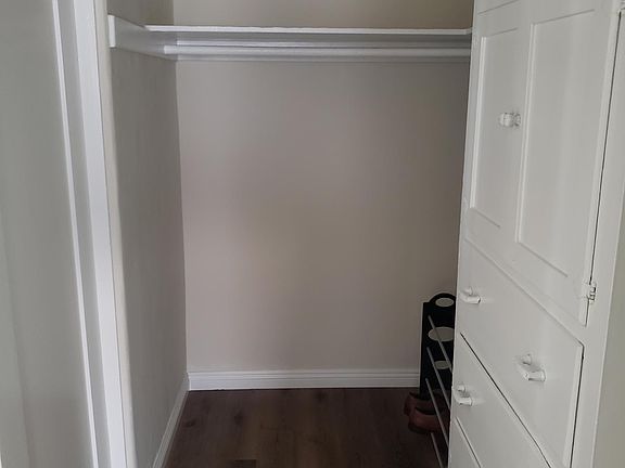 2nd image of 359 S Cochran Ave #205